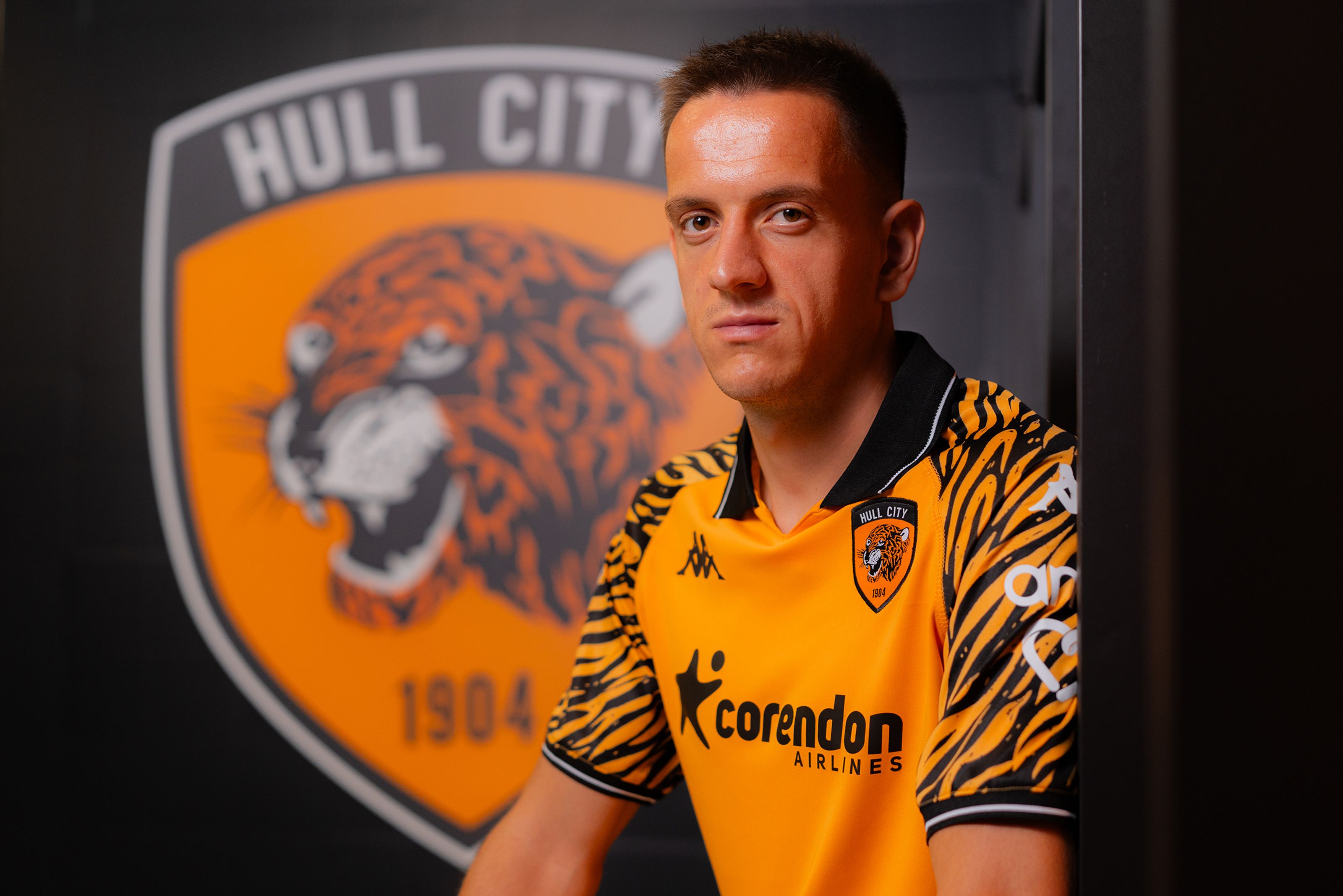 Amir Hadžiahmetović u dresu Hull Cityja
